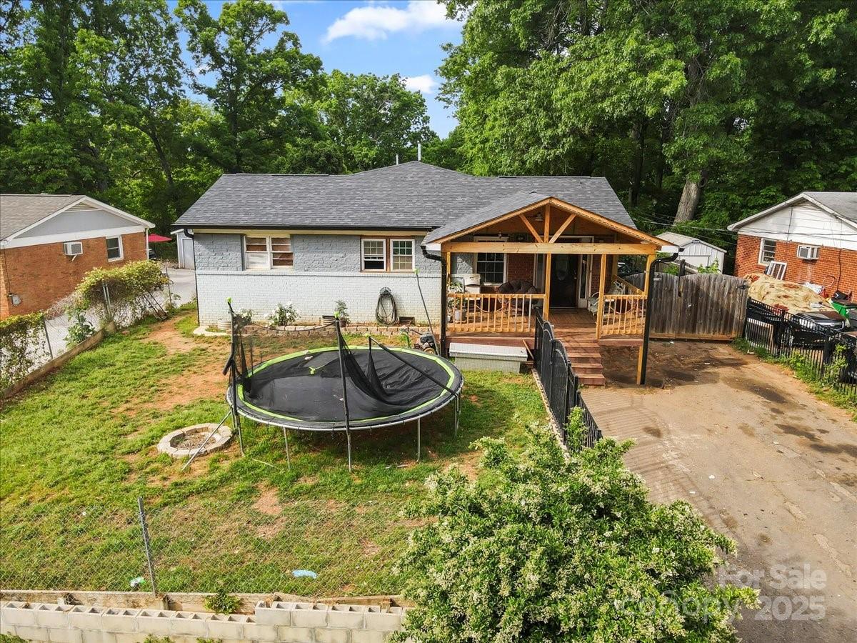 430 Edgegreen Drive, Charlotte, NC 28217, MLS # 4253192