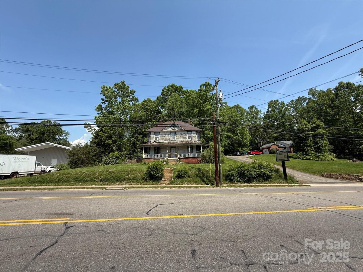 891 E Court Street, Marion, NC 28752, MLS # 4253205