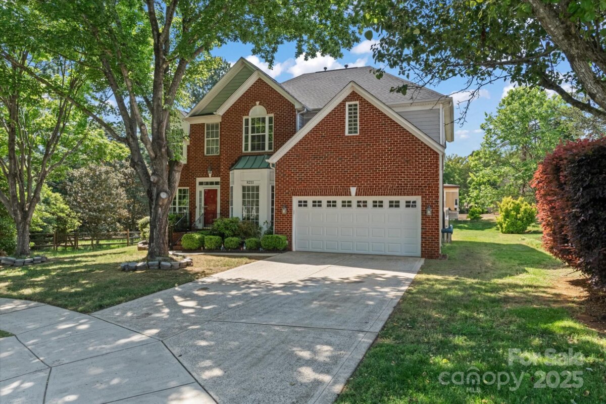8211 Abbottsgate Lane, Charlotte, NC 28269, MLS # 4253327