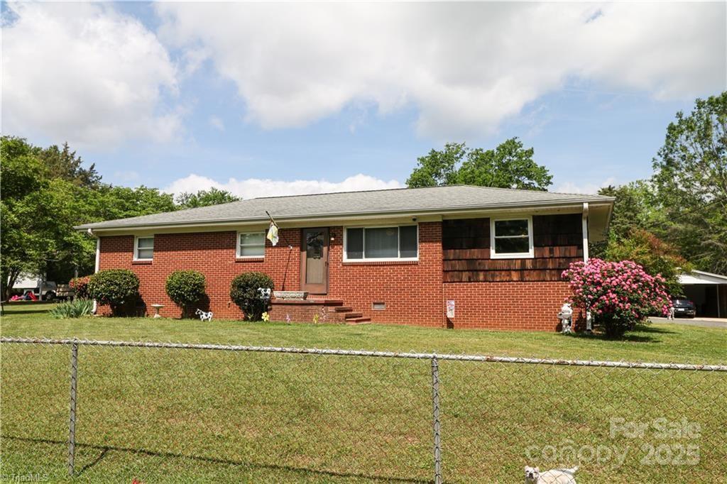 562 Cedar Drive, Lexington, NC 27292, MLS # 4253348