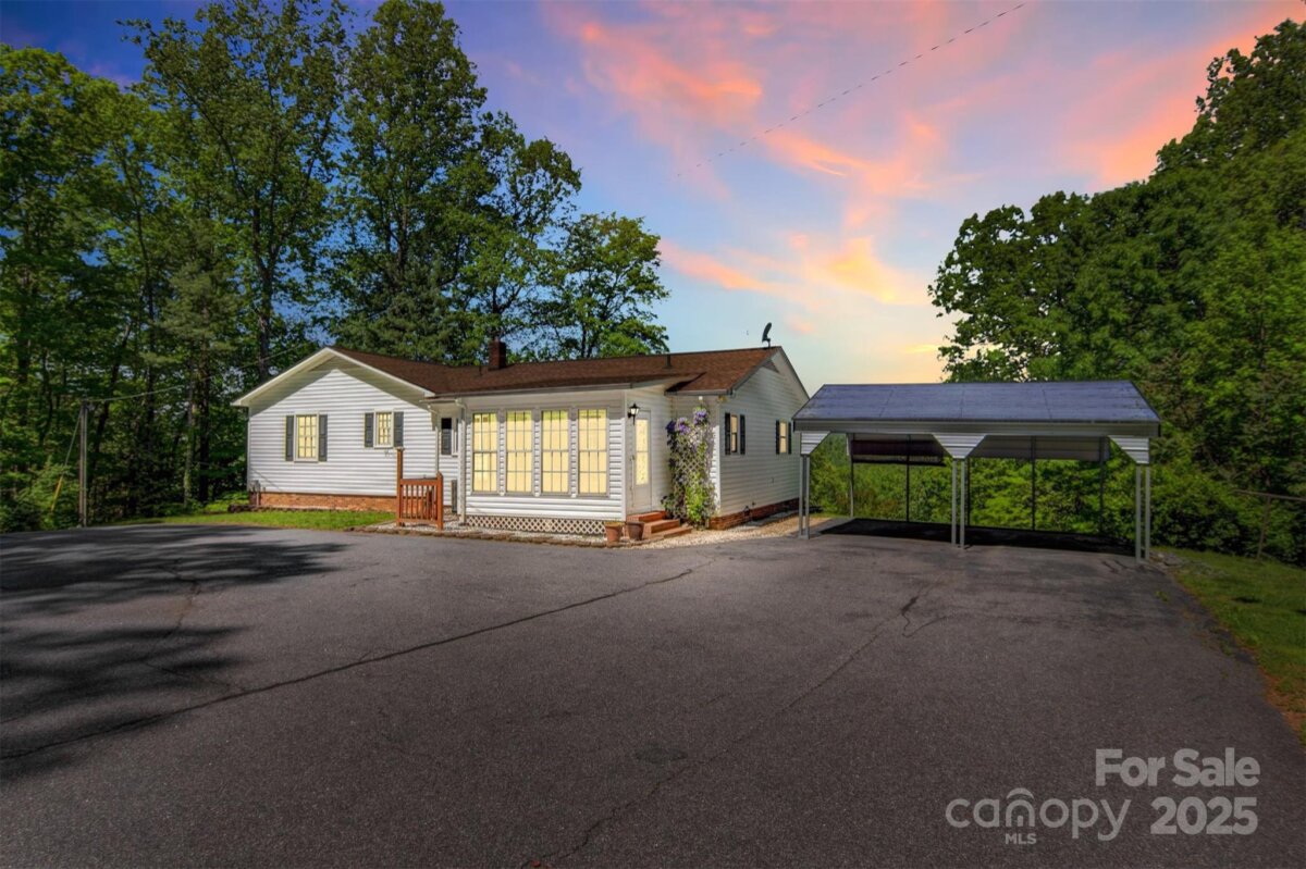 2196 Uphill Lane, Lenoir, NC 28645, MLS # 4253764