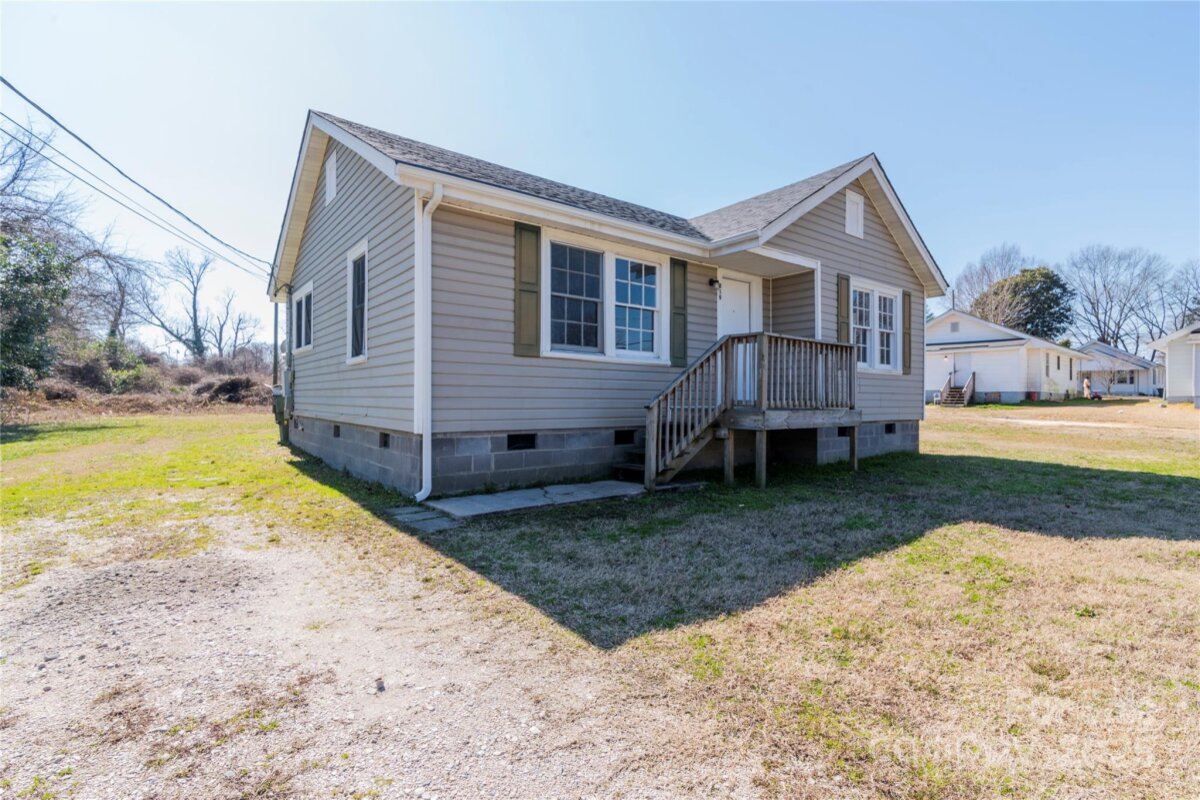 819 W Rankin Avenue, Gastonia, NC 28052, MLS # 4253766