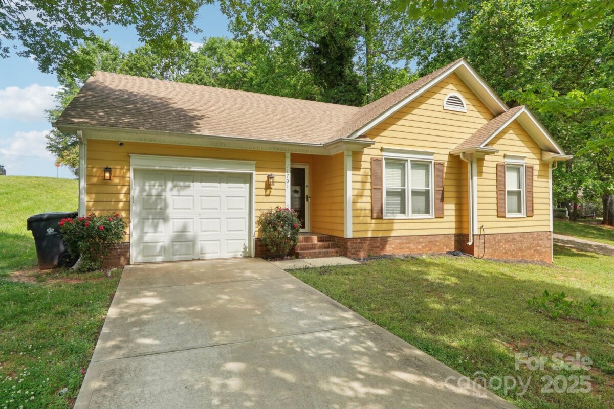 11701 Brockley Court, Charlotte, NC 28215, MLS # 4254027