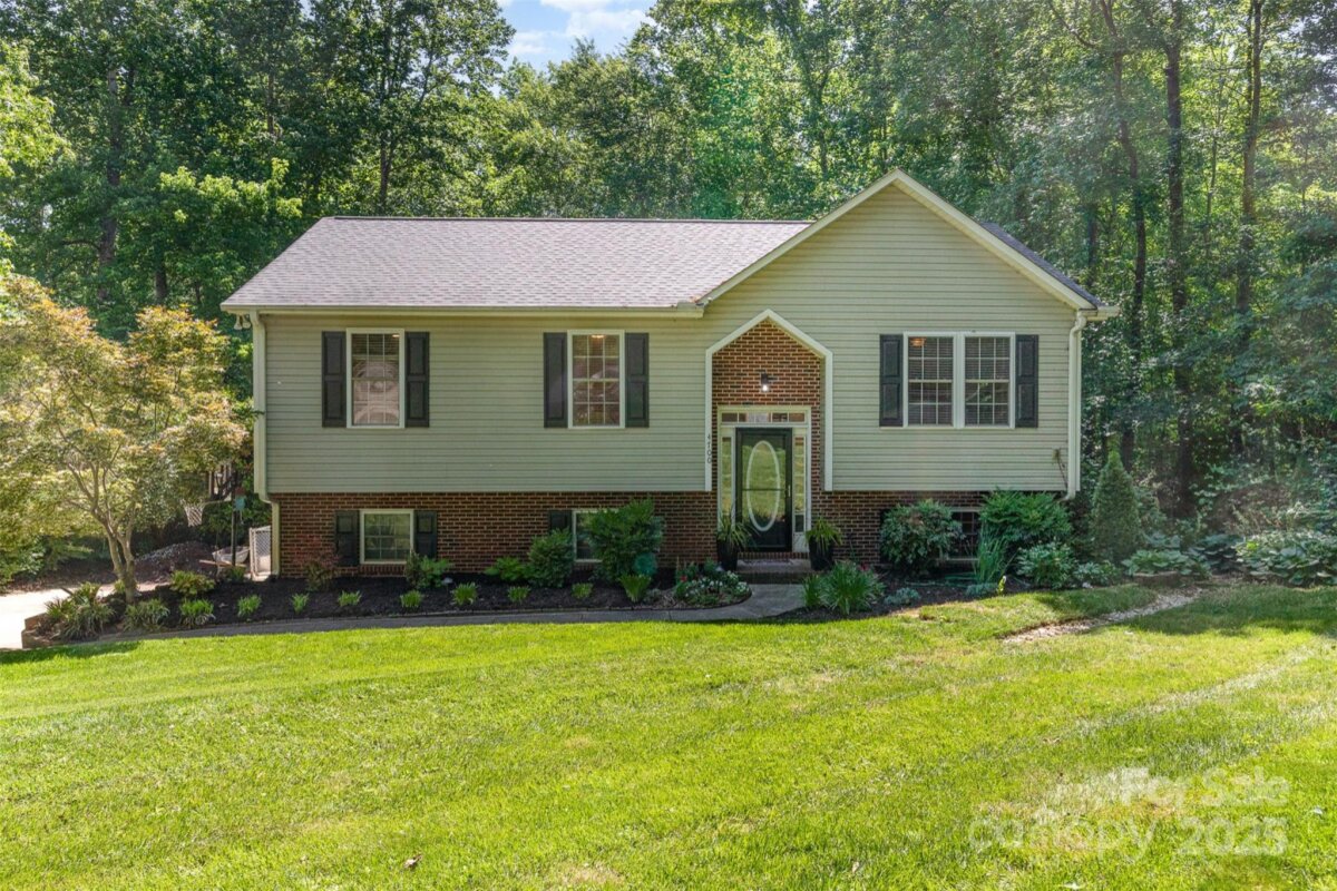 4700 Hickory Grove Road, Mount Holly, NC 28120, MLS # 4254065