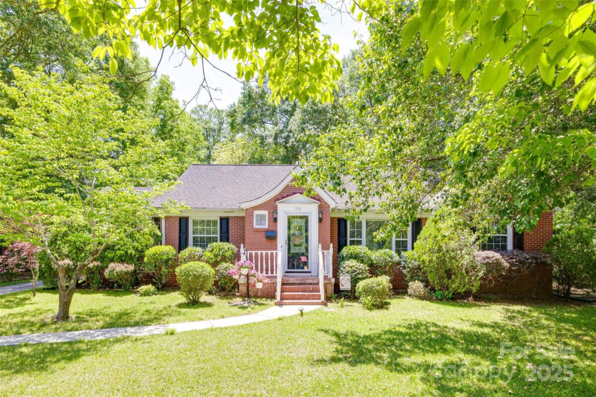 308 Gillsbrook Road, Lancaster, SC 29720, MLS # 4254080