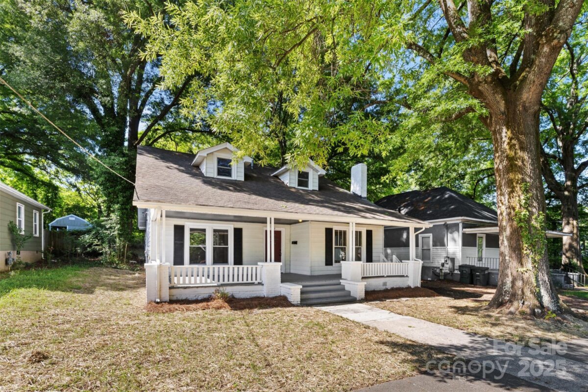 115 W 5th Avenue, Gastonia, NC 28052, MLS # 4254133