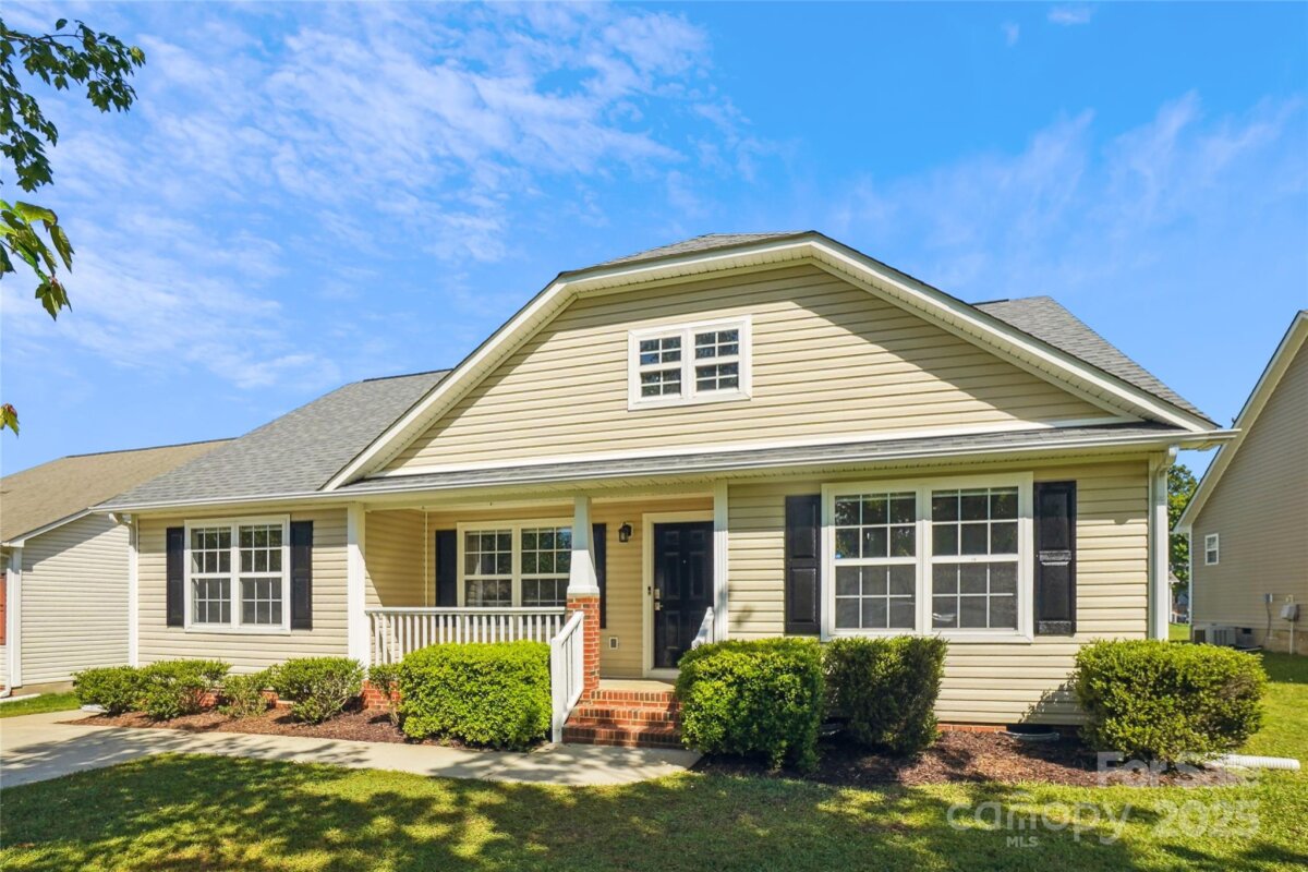 5018 Drake Pond Lane, Rock Hill, SC 29732, MLS # 4254278
