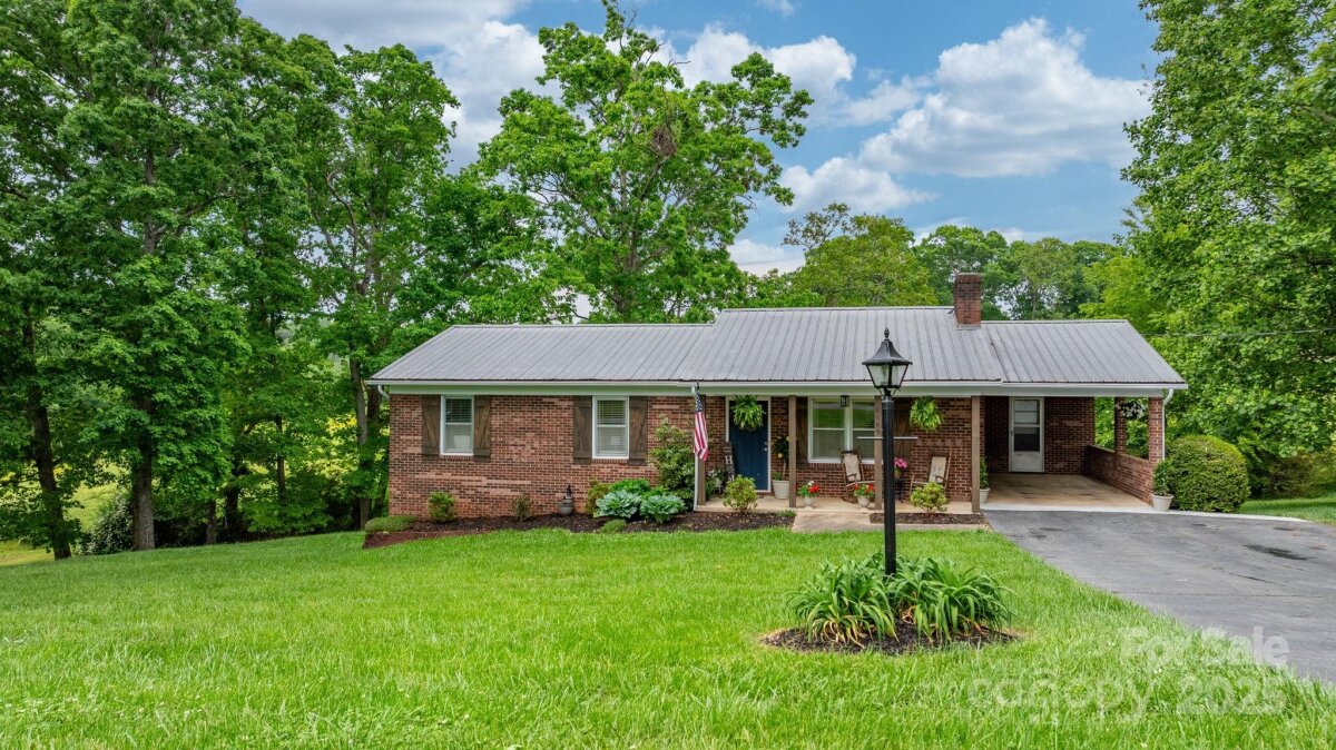1664 Lafayette Avenue, Hudson, NC 28638, MLS # 4254349