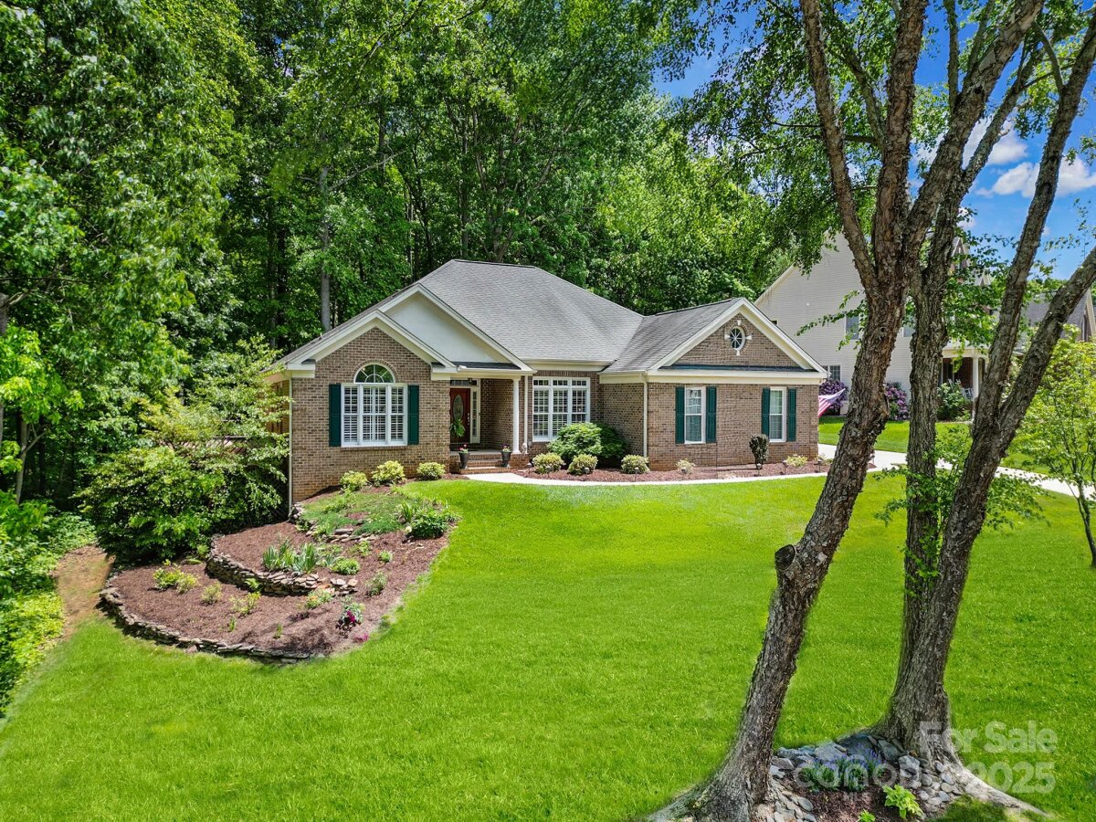 160 Fernbrook Drive, Mooresville, NC 28117, MLS # 4254545
