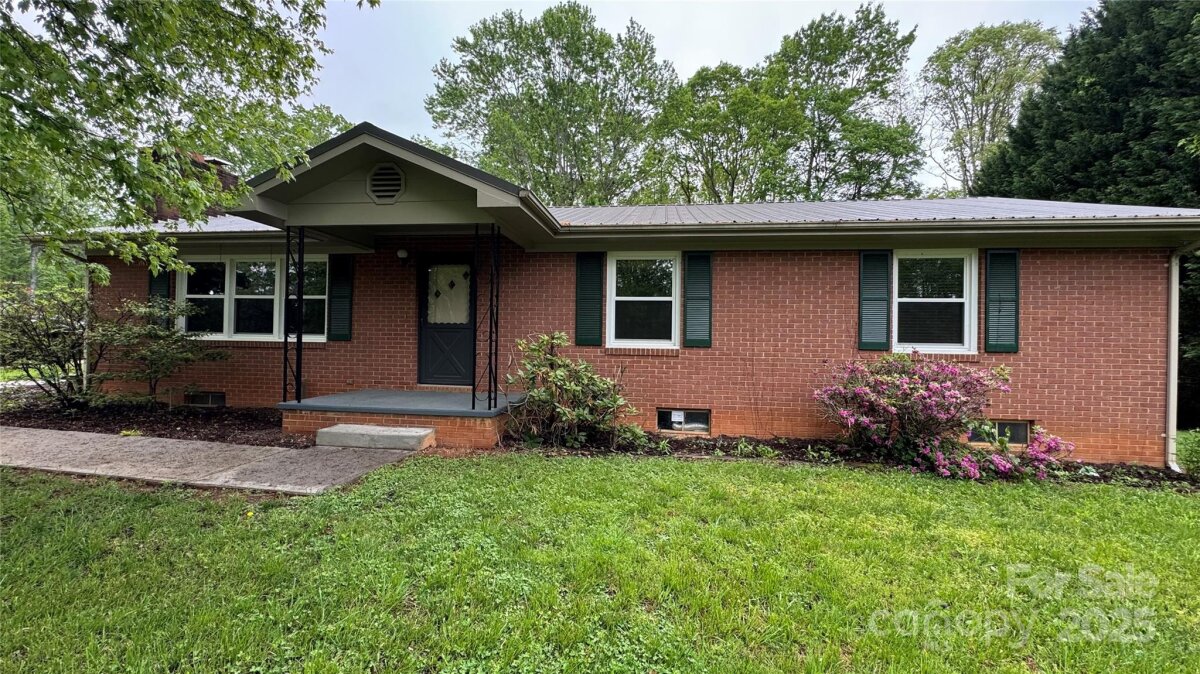 105 Cooper Drive, Nebo, NC 28761, MLS # 4254623