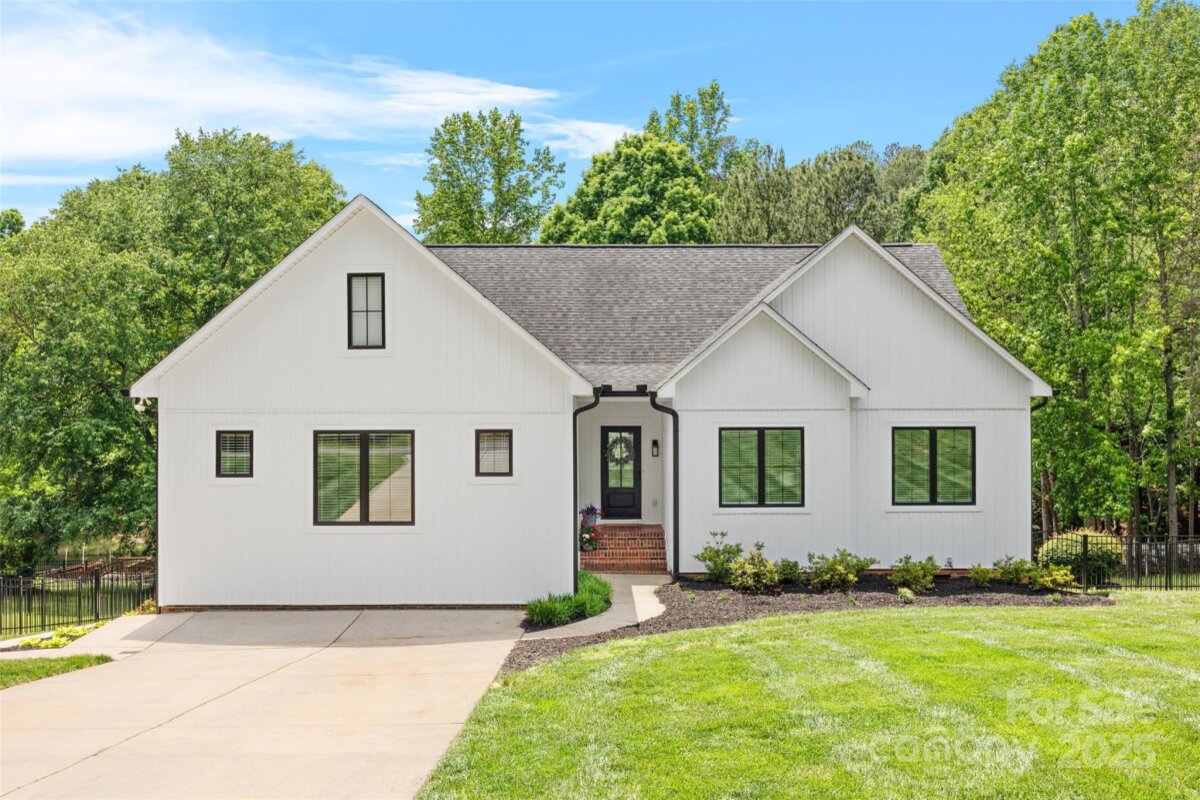 184 Quiet Cove Road, Mooresville, NC 28117, MLS # 4254667