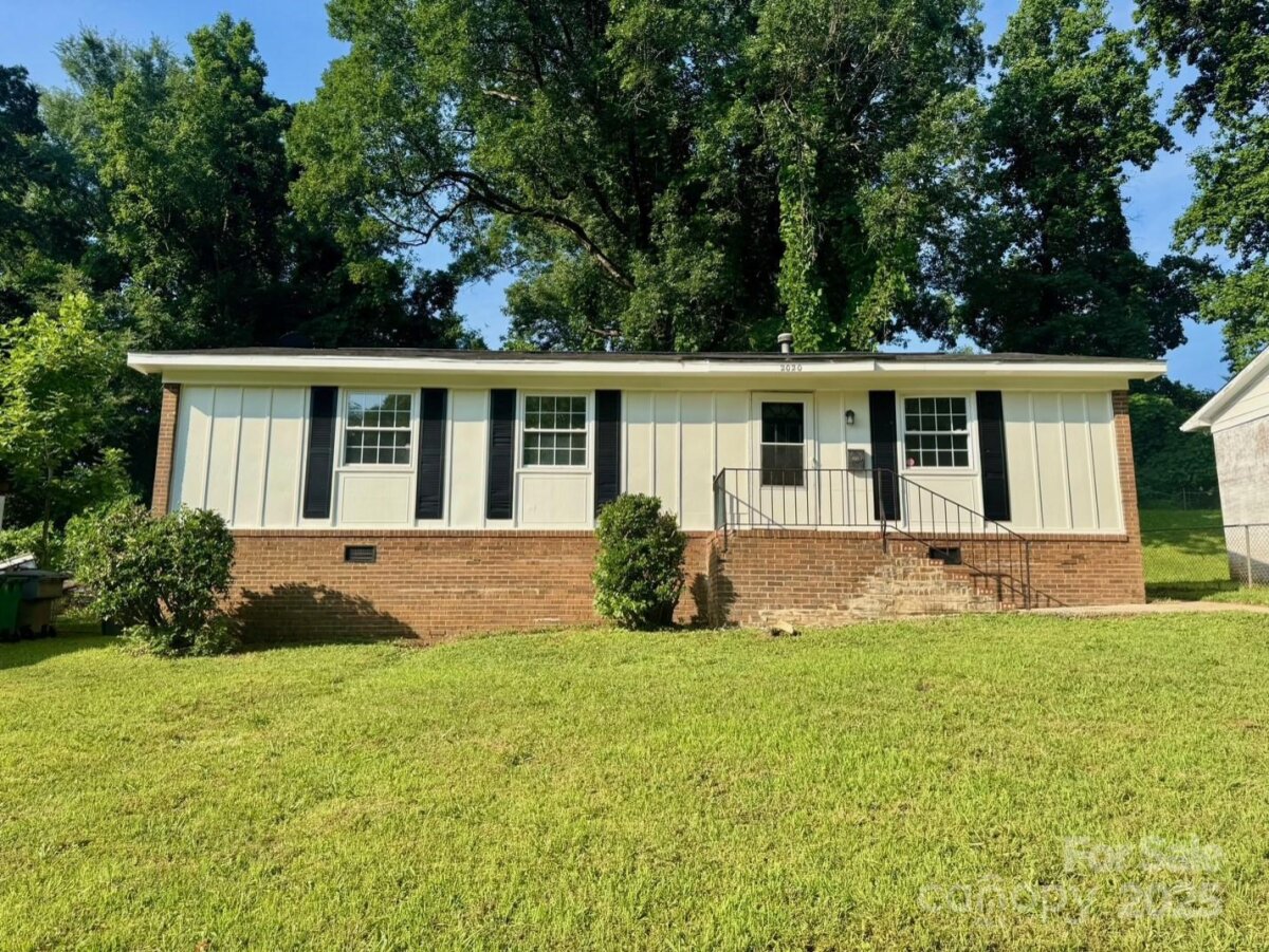 2020 Longleaf Drive, Charlotte, NC 28210, MLS # 4254759