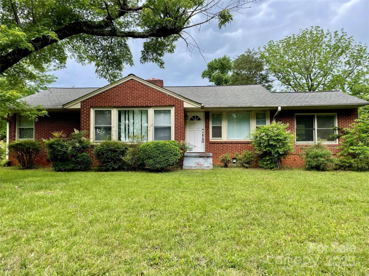 1 Knob Drive, Lexington, NC 27295, MLS # 4254809