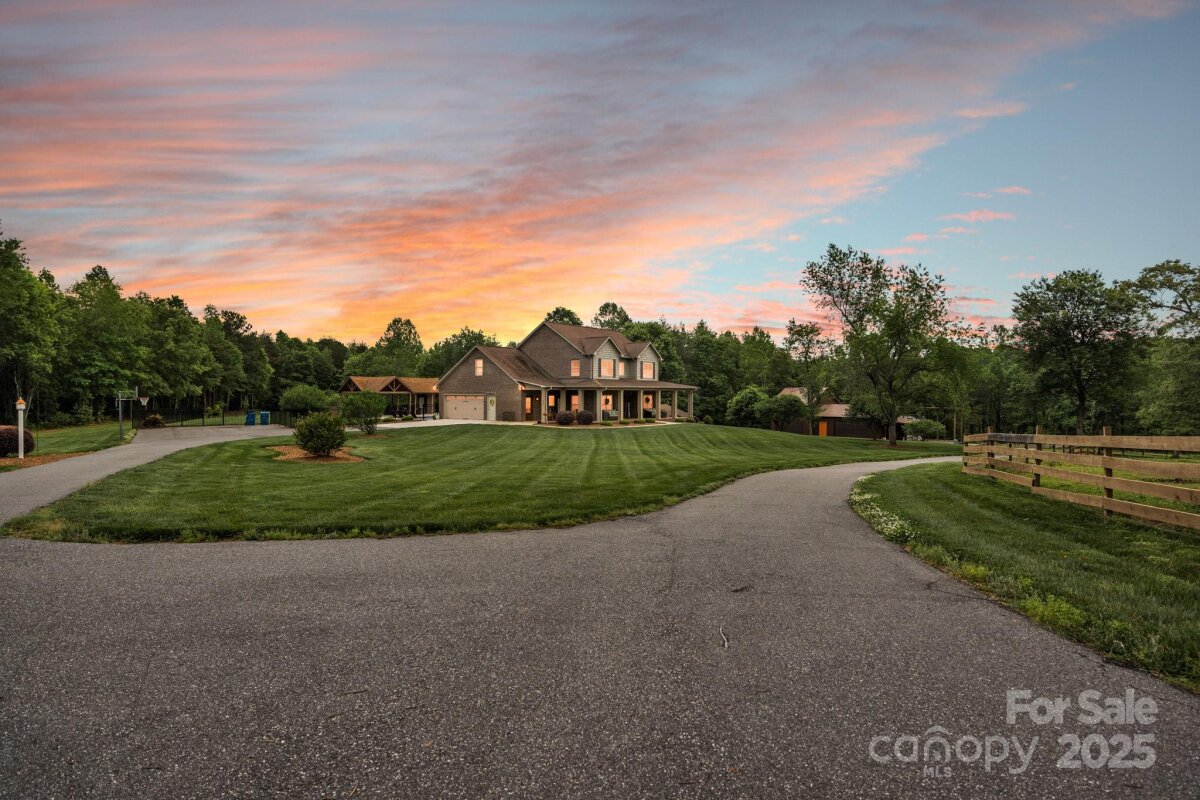 3440 17th Avenue, Hickory, NC 28601, MLS # 4254871