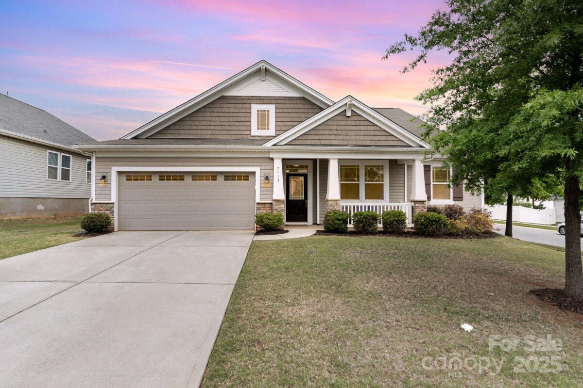 7113 Meridale Forest Drive, Charlotte, NC 28269, MLS # 4254889