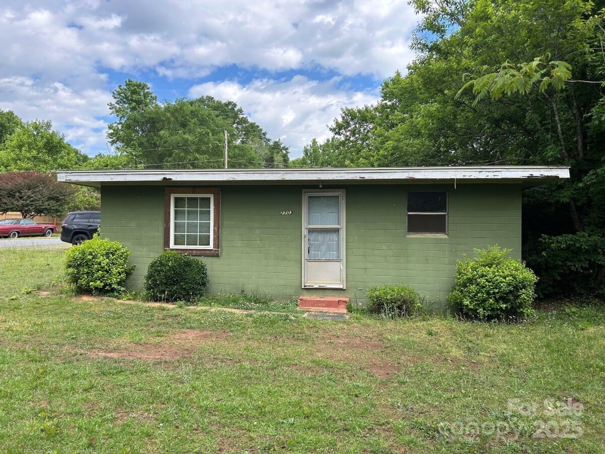 2703 E Greenbriar Road, Statesville, NC 28625, MLS # 4254980