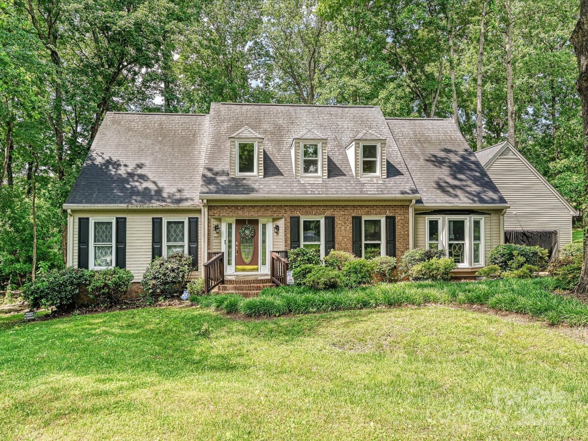 2437 Woodleigh Drive, Gastonia, NC 28056, MLS # 4255182
