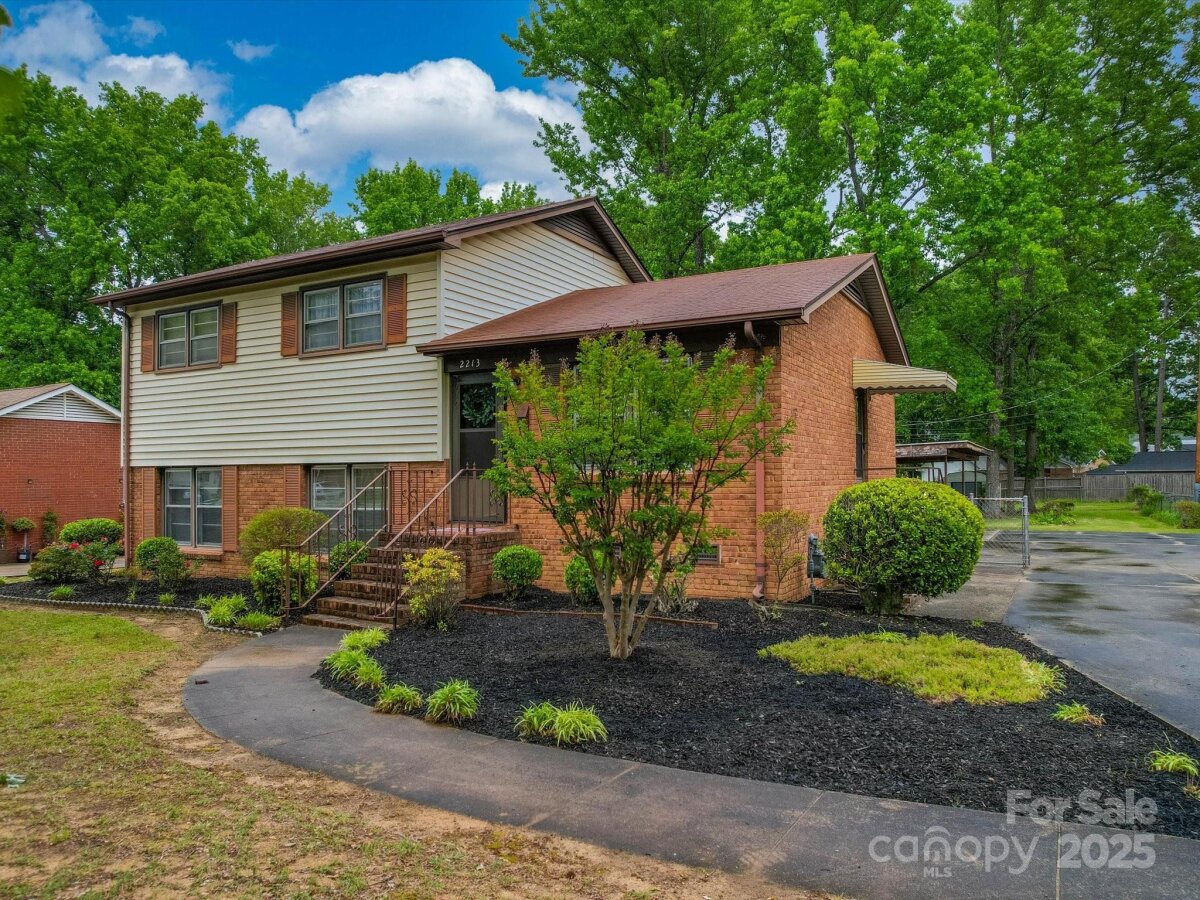 2213 Milton Road, Charlotte, NC 28215, MLS # 4255190