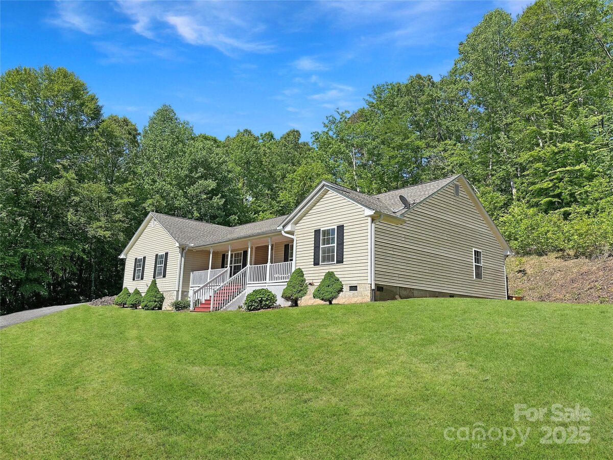 207 Lakeview Drive, Marion, NC 28752, MLS # 4255488