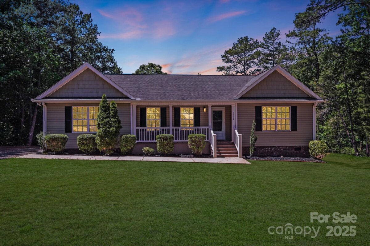 5564 N Hillsdale Drive, Fort Lawn, SC 29714, MLS # 4255507
