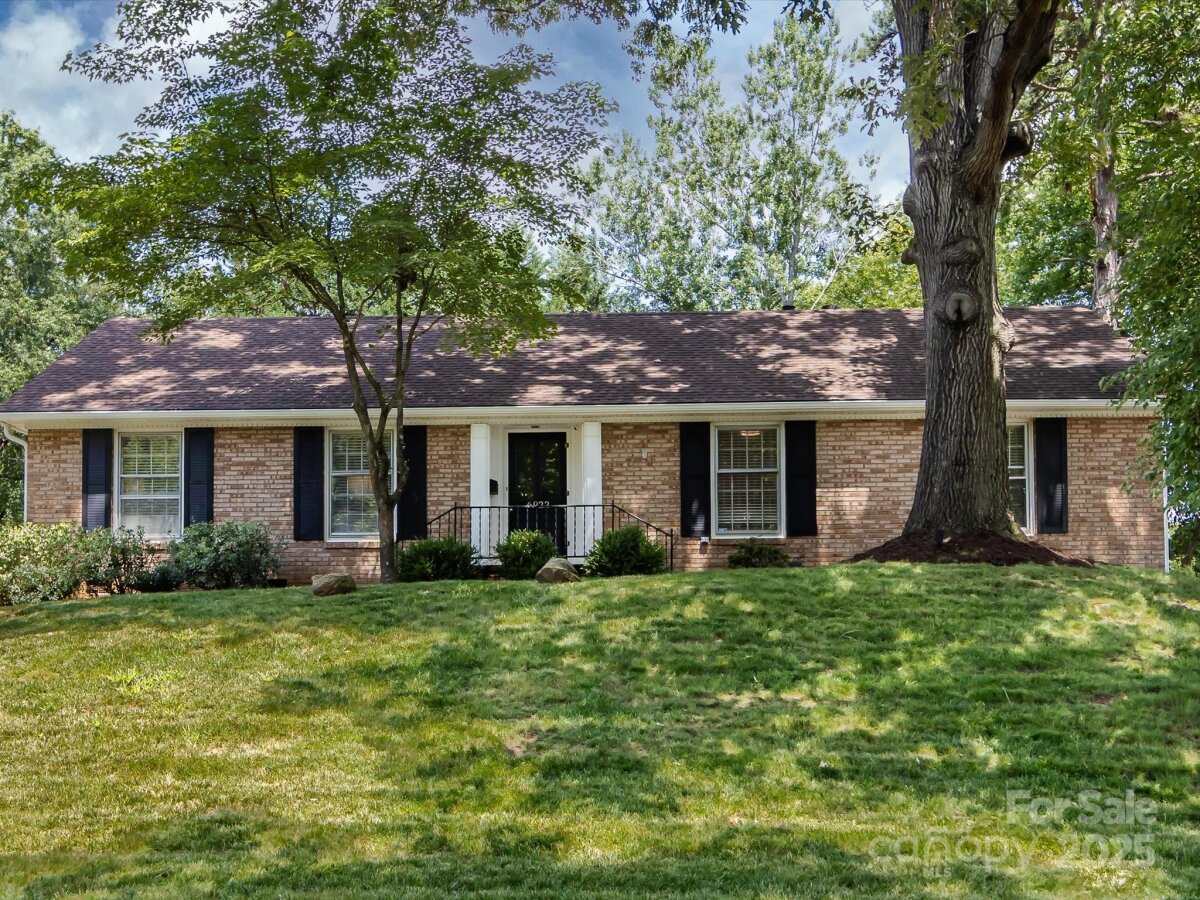 6922 Woodstock Drive, Charlotte, NC 28210, MLS # 4255586