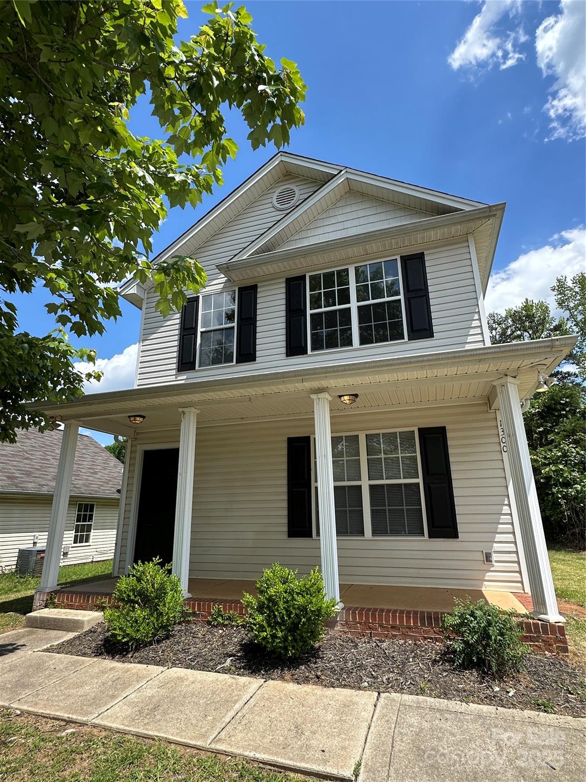 1300 Braveheart Lane, Charlotte, NC 28216, MLS # 4255685