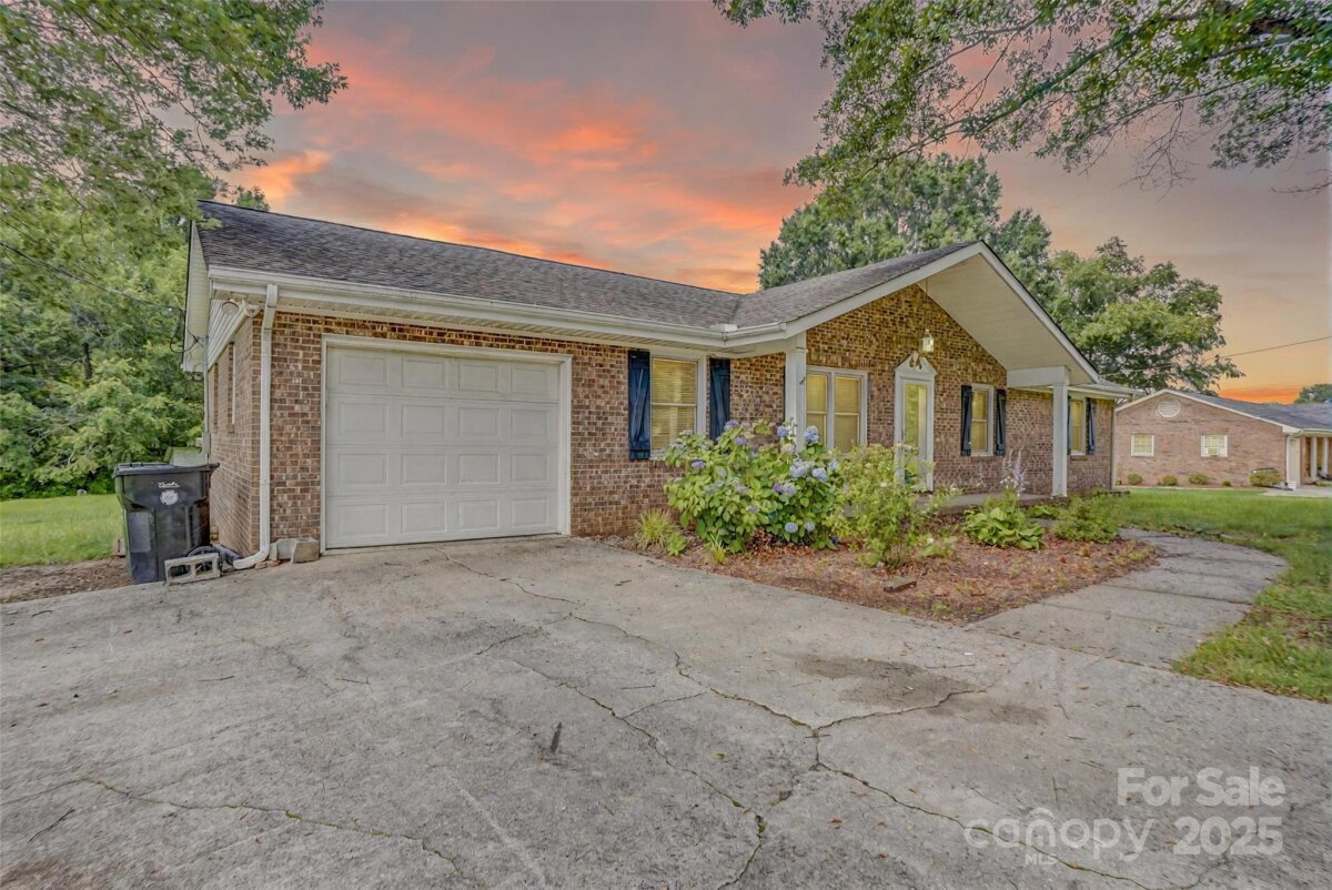 6573 Weldon Circle Unit 22, Concord, NC 28027, MLS # 4255855