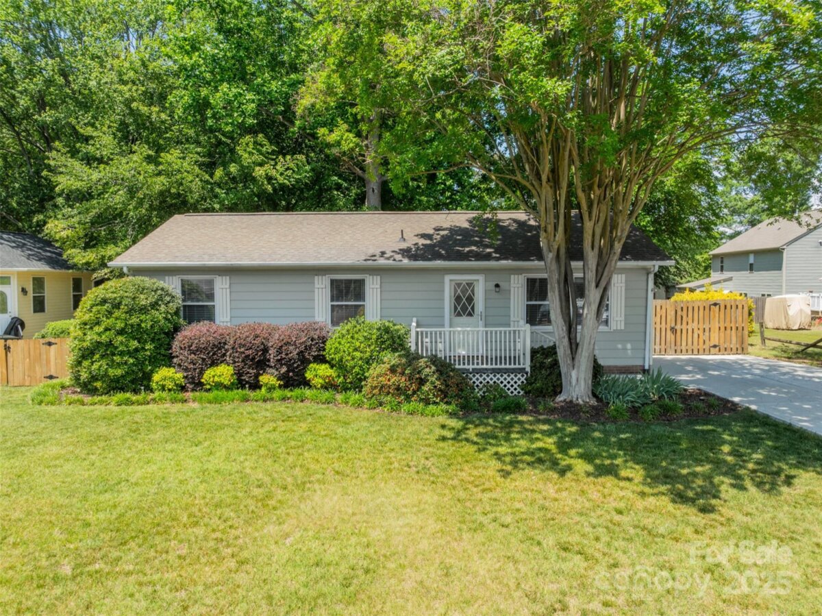 21614 Colina Drive, Cornelius, NC 28031, MLS # 4255901
