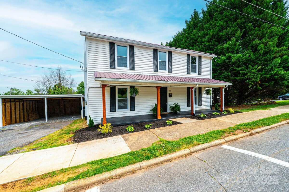 210 W 15th Street, Newton, NC 28658, MLS # 4255997