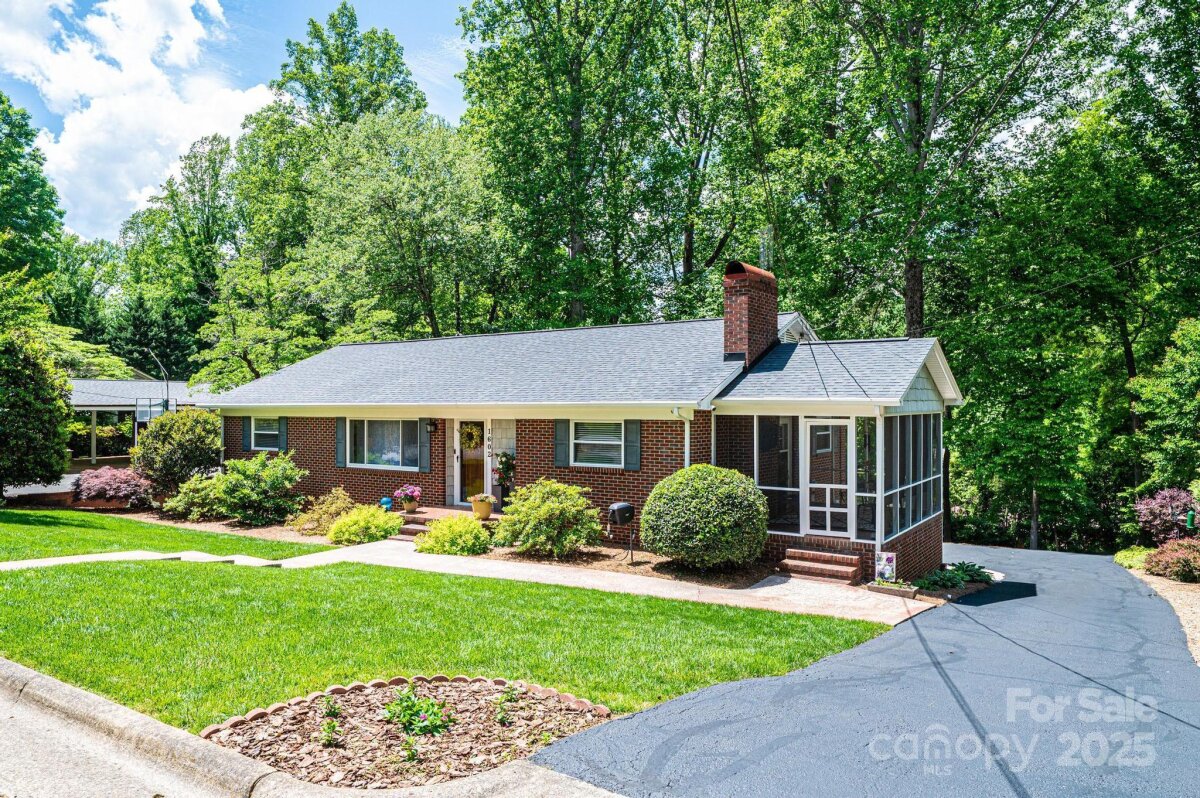1602 Brentwood Drive, Newton, NC 28658, MLS # 4256060