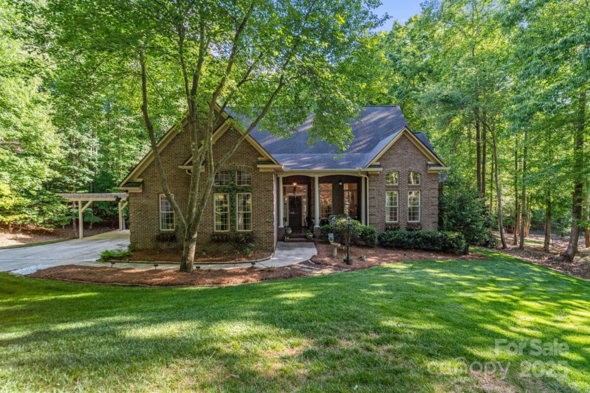 131 Sierra Woods Drive, Troutman, NC 28166, MLS # 4256194