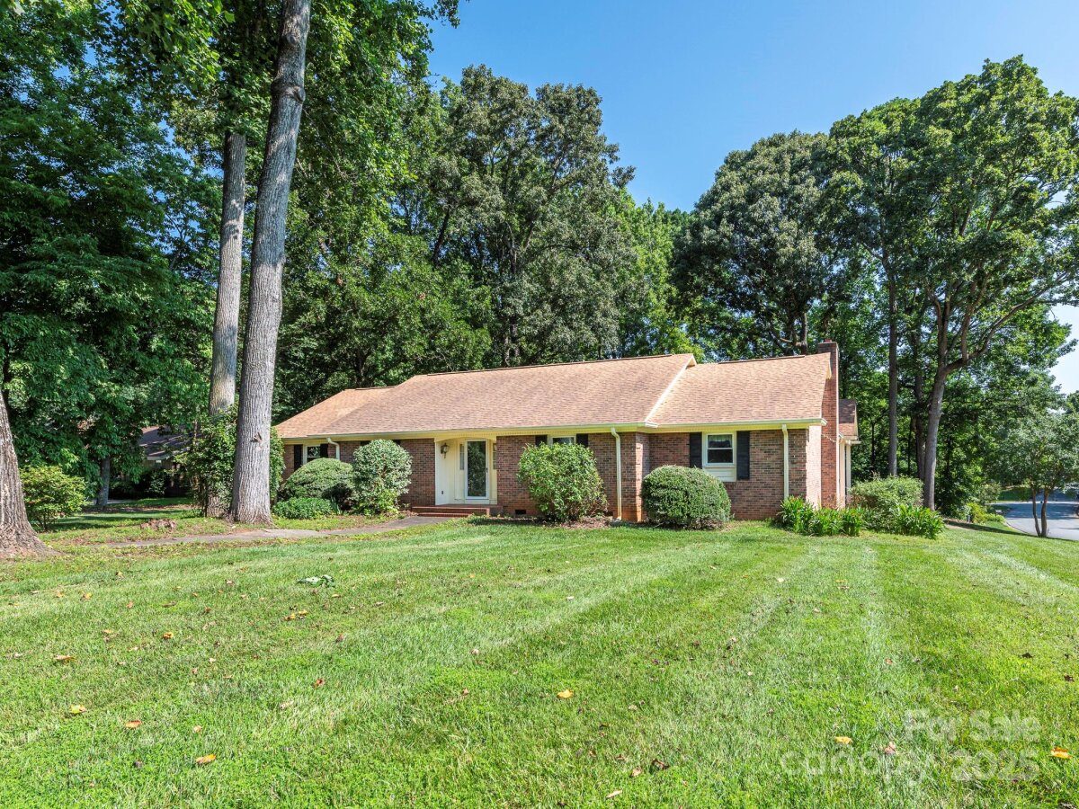 2222 Hearthstone Drive, Gastonia, NC 28056, MLS # 4256250