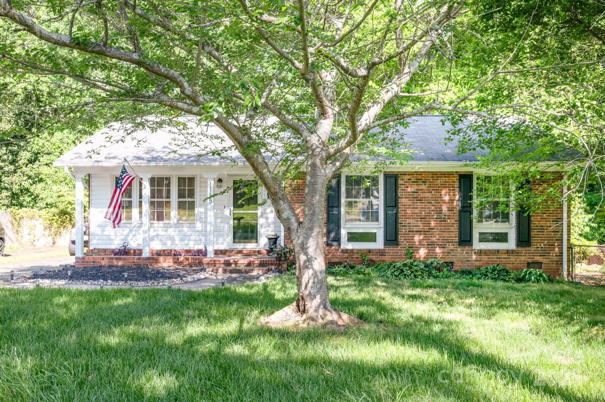 1115 Grovewood Drive, Charlotte, NC 28208, MLS # 4256544