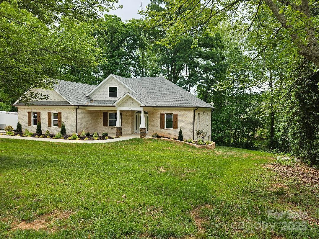 2442 Falcon Lane, Statesville, NC 28625, MLS # 4256815