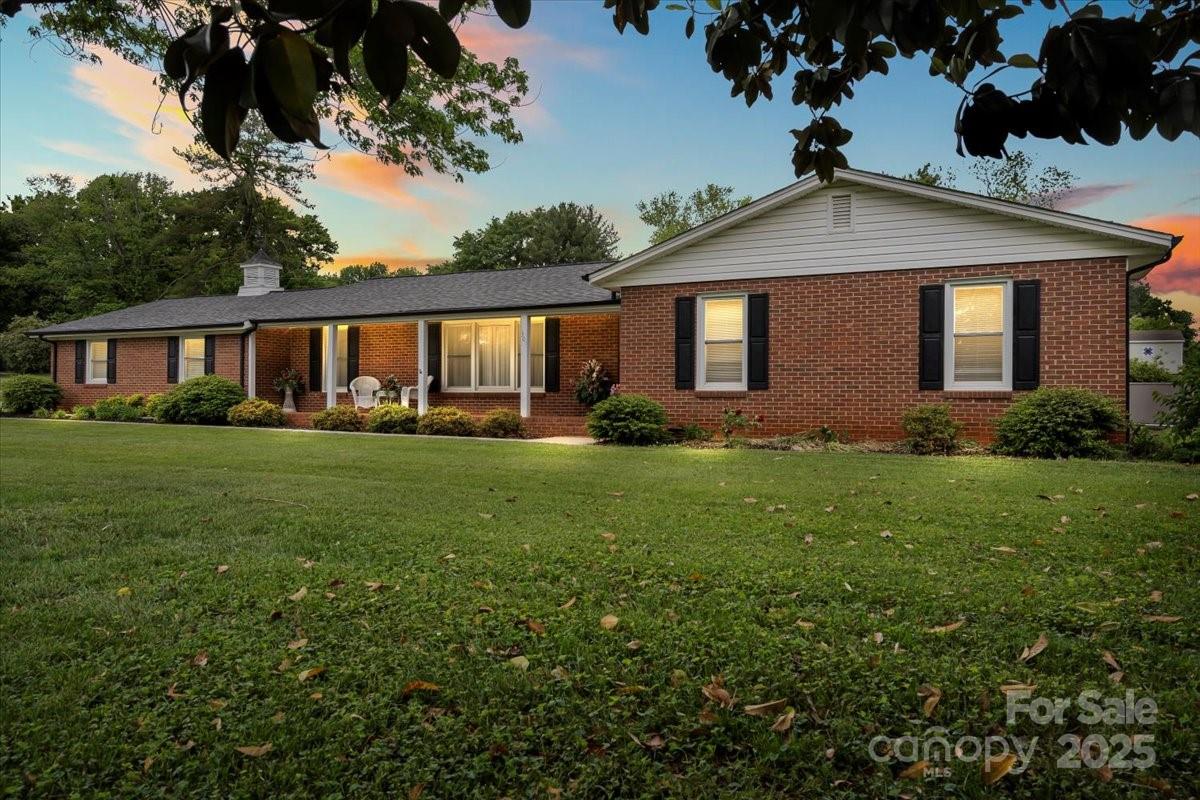 301 Museum Road, Statesville, NC 28625, MLS # 4257027