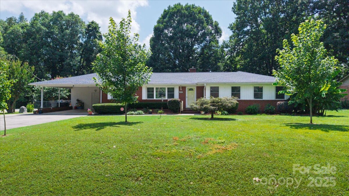 6003 Woodbridge Road, Charlotte, NC 28227, MLS # 4257051