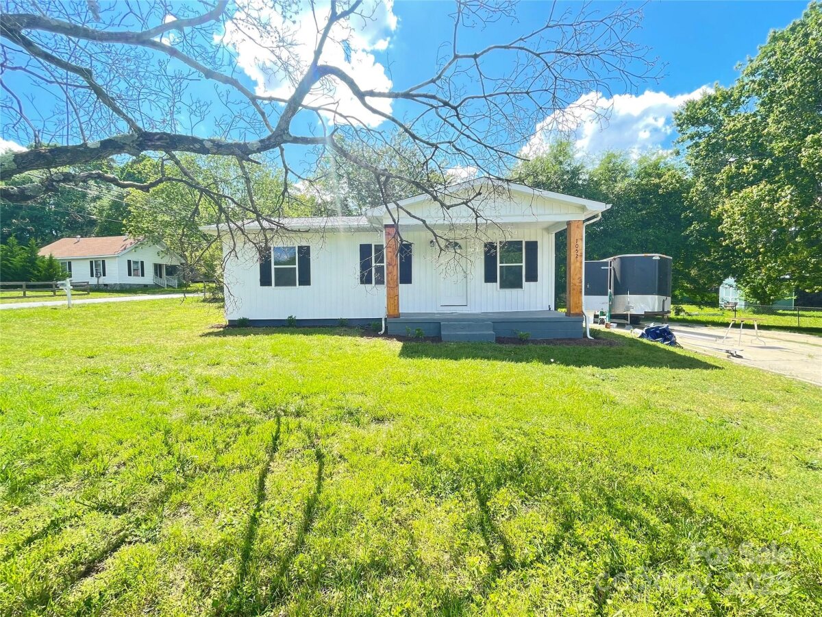 1052 S Grove Street Extension, Lincolnton, NC 28092, MLS # 4257085