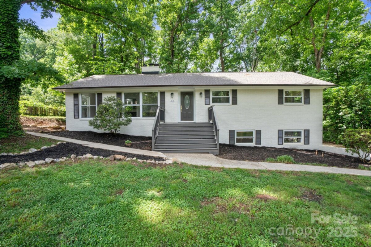 218 Kingsway Circle, Charlotte, NC 28214, MLS # 4257221