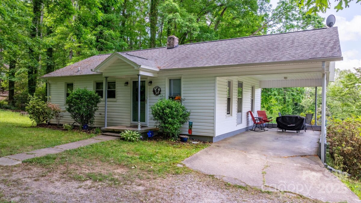 715 Broadway Street, Lenoir, NC 28645, MLS # 4257459