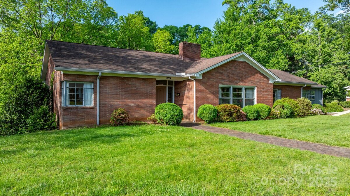 220 Broad Street, Marion, NC 28752, MLS # 4257550