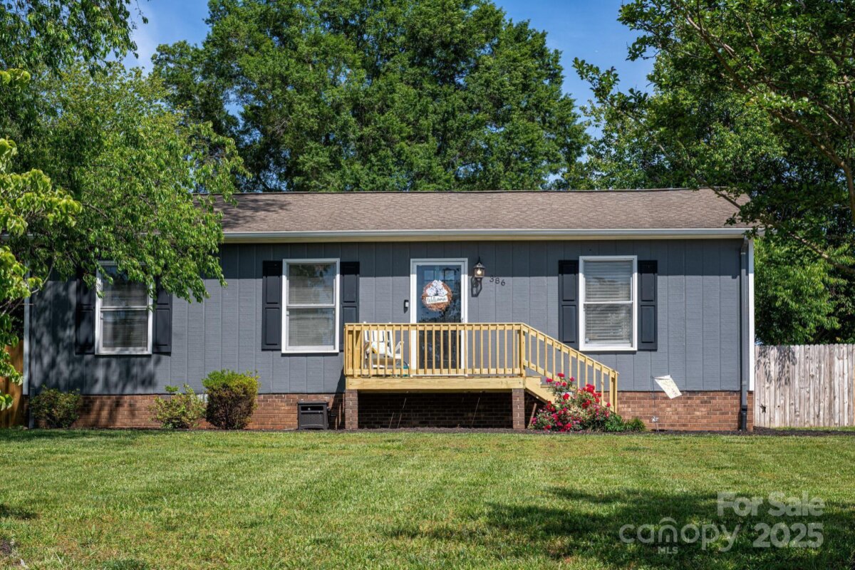386 Greenlea Circle, Taylorsville, NC 28681, MLS # 4257685