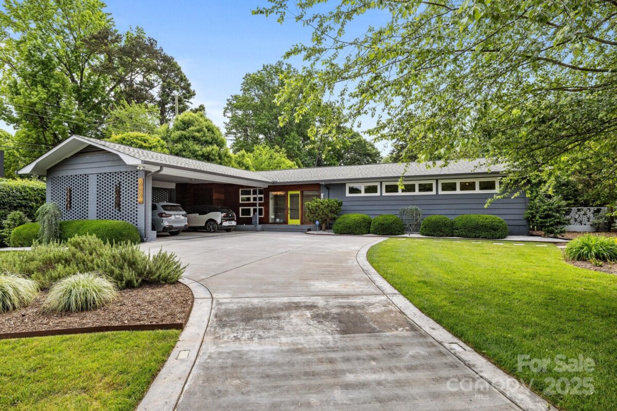 2121 Valencia Terrace, Charlotte, NC 28226, MLS # 4257703