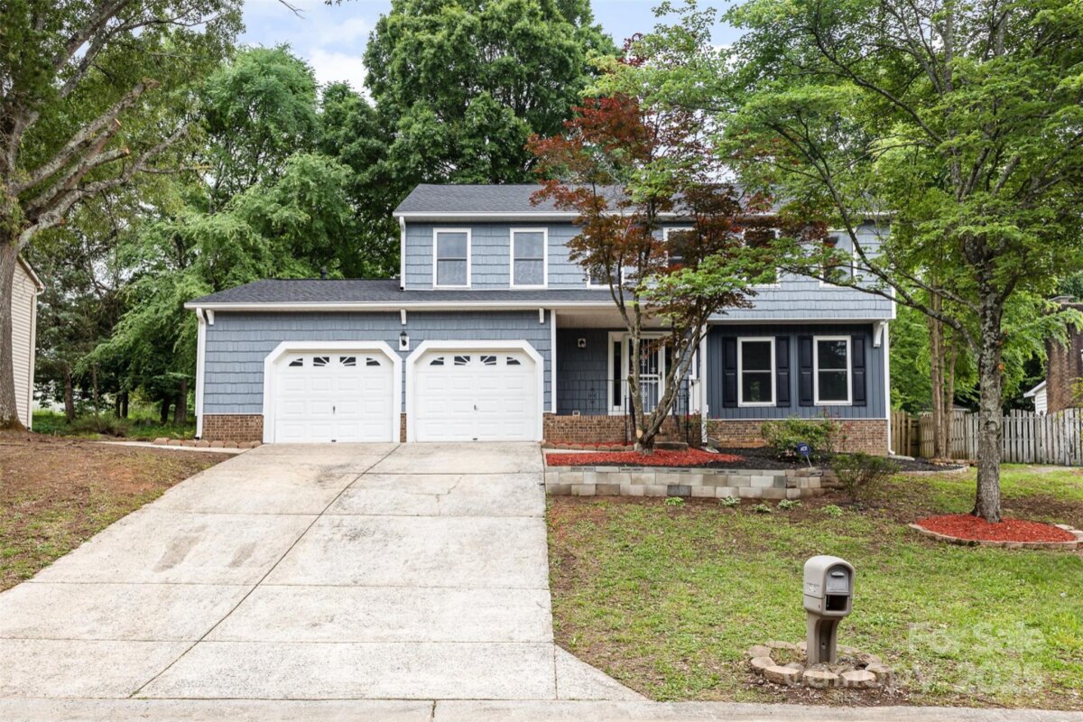 2112 Flint Glenn Lane, Charlotte, NC 28262, MLS # 4257768