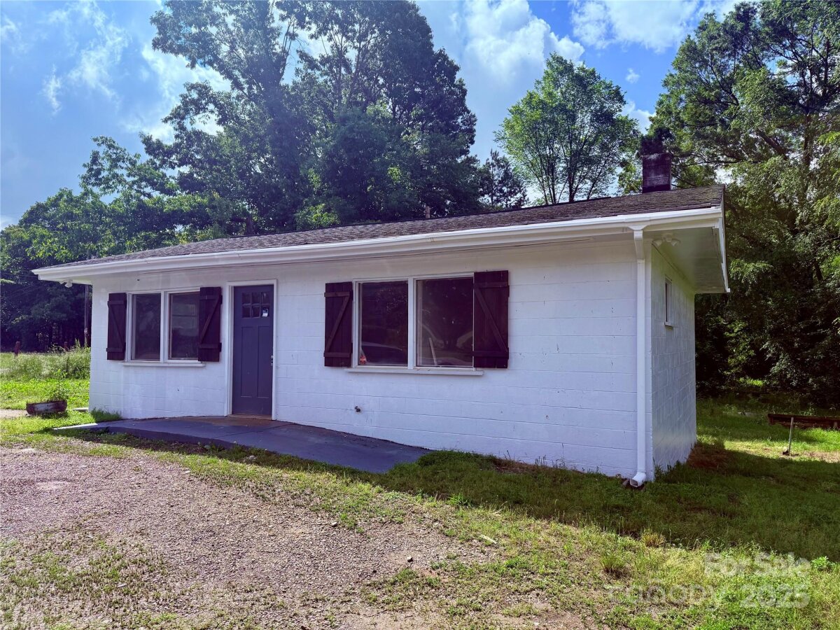 2634 E Greenbriar Road, Statesville, NC 28625, MLS # 4257869