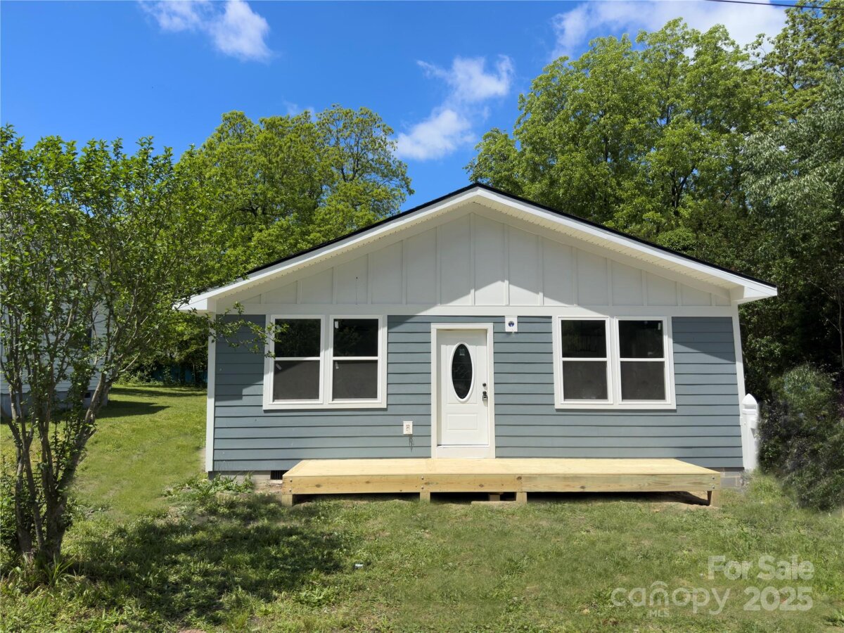 300 Center Street, Thomasville, NC 27360, MLS # 4257880