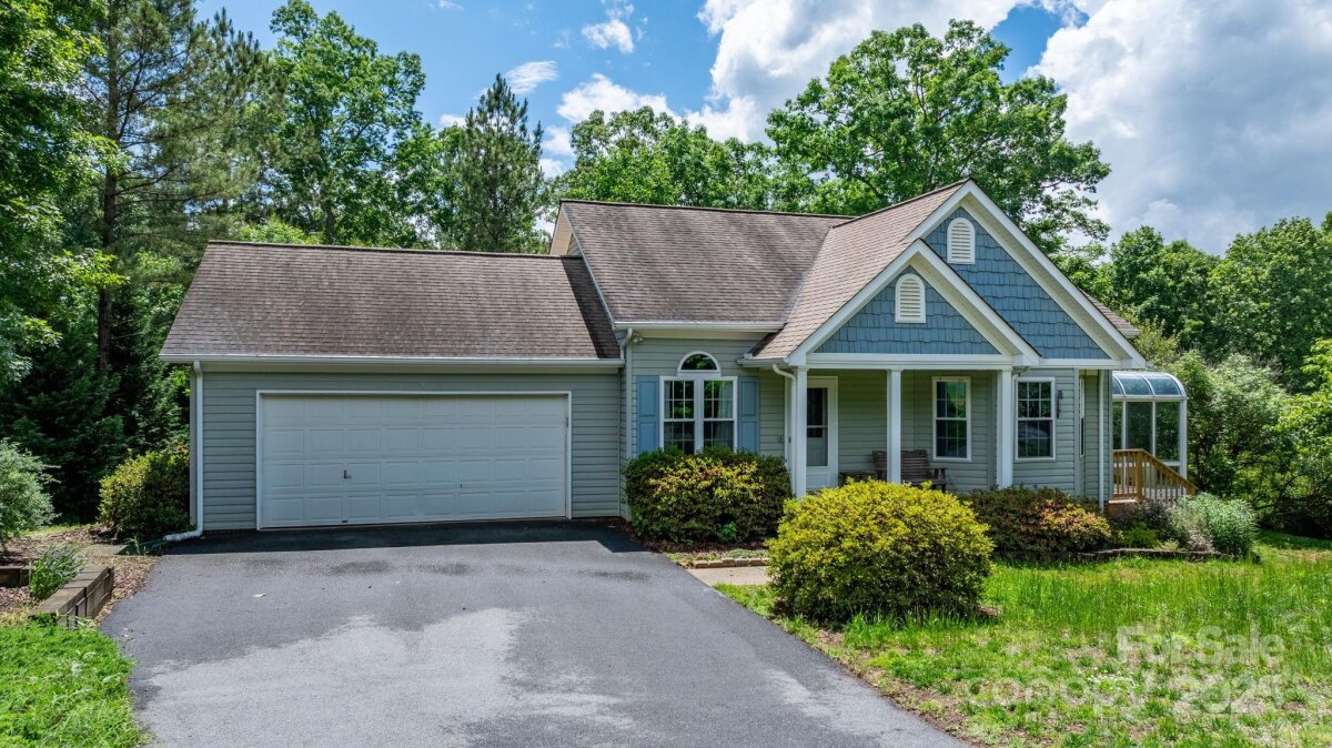 109 Gatwick Court, Statesville, NC 28677, MLS # 4257963