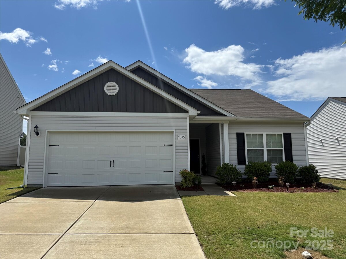 7315 Amberly Hills Road, Charlotte, NC 28215, MLS # 4258030