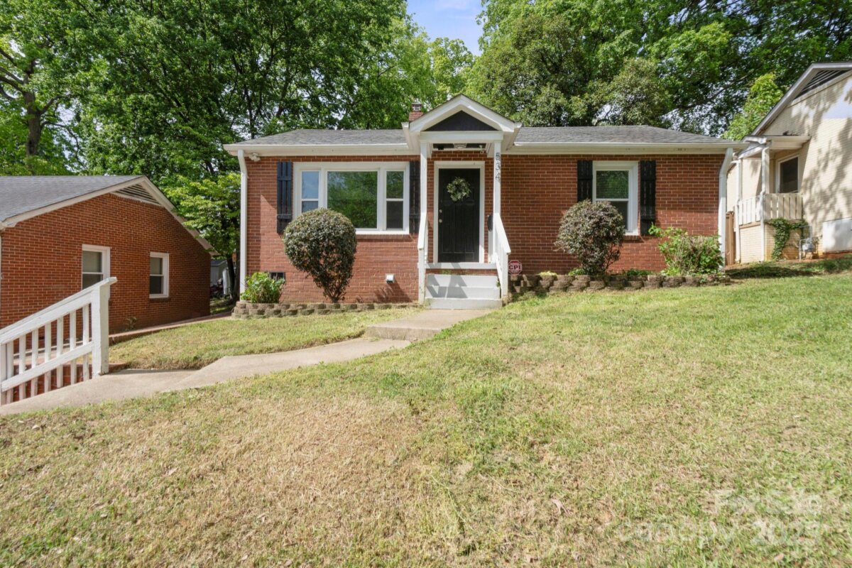 534 W Kingston Avenue, Charlotte, NC 28203, MLS # 4258092