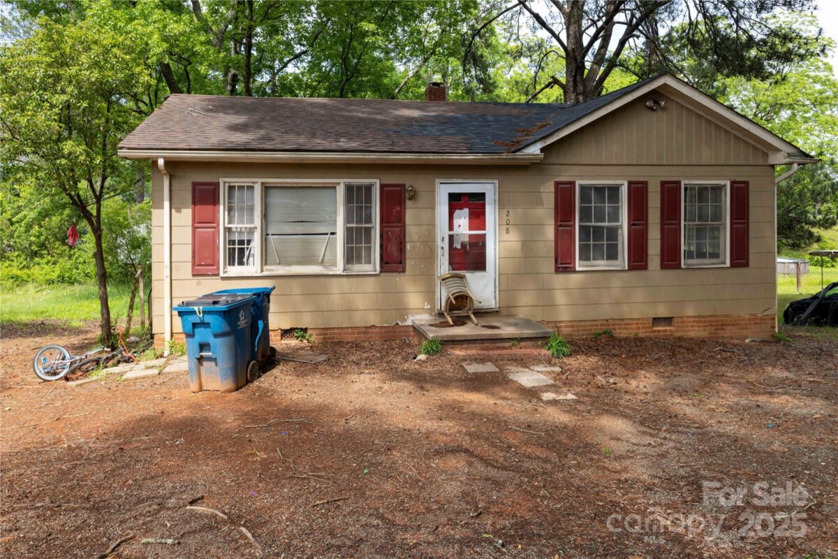 208 N School Street, Mount Gilead, NC 27306, MLS # 4258206
