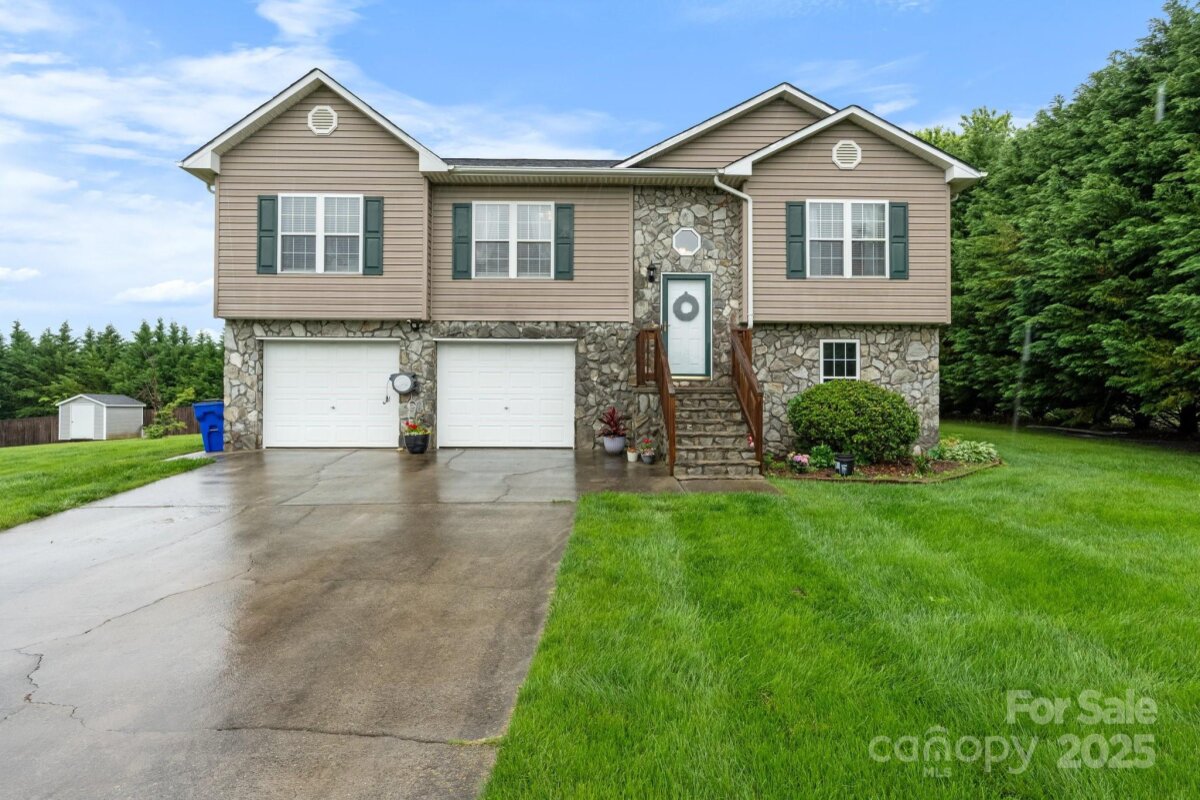 3311 Lilac Lane, Hudson, NC 28638, MLS # 4258470